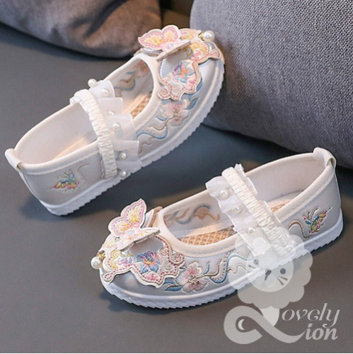 Giày vải thêu hoa màu trắng cho bé gái Giày vải thêu hoa màu trắng cho bé gái