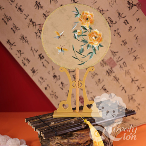 Quạt lụa thêu phong cách cổ trang (QT8) Quạt lụa thêu phong cách cổ trang (QT8)