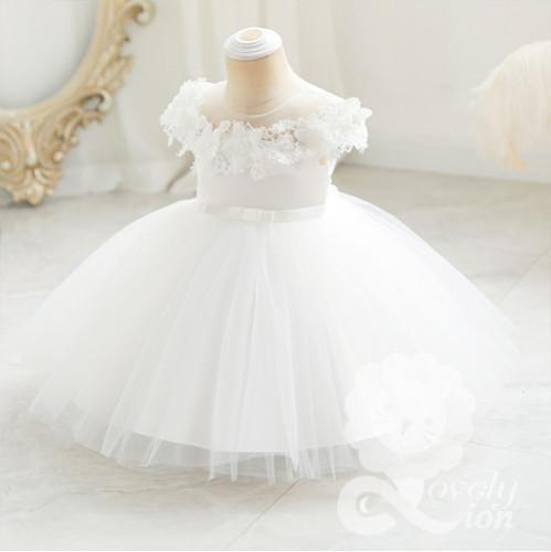 Đầm công chúa màu trắng và hồng cho bé từ 1 đến 4 tuổi Đầm công chúa màu trắng và hồng cho bé từ 1 đến 4 tuổi