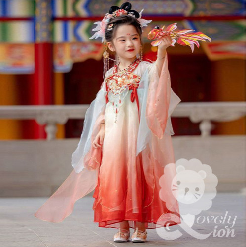 Bộ váy công chúa phong cách cổ trang cho bé gái Bộ váy công chúa phong cách cổ trang cho bé gái