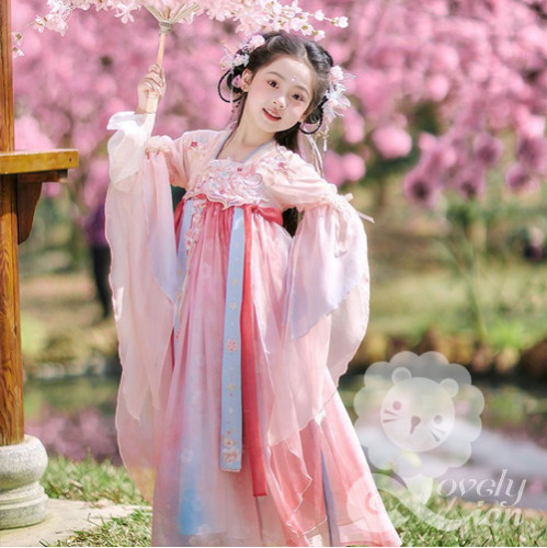 Bộ váy công chúa màu hồng tay dài phong cách cổ trang