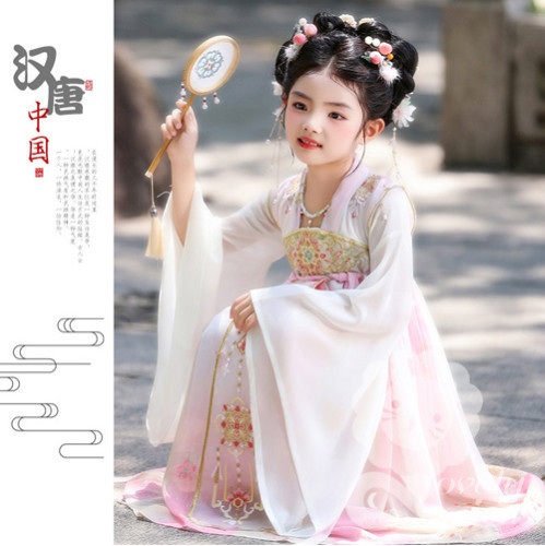Bộ váy công chúa màu hồng tay rộng phong cách cổ trang