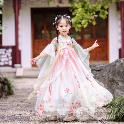 Hán phục màu trắng hồng cho bé gái+tặng kẹp tóc Hán phục màu trắng hồng cho bé gái+tặng kẹp tóc
