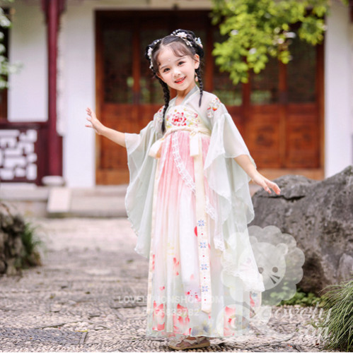 Hán phục màu trắng hồng cho bé gái+tặng kẹp tóc Hán phục màu trắng hồng cho bé gái+tặng kẹp tóc