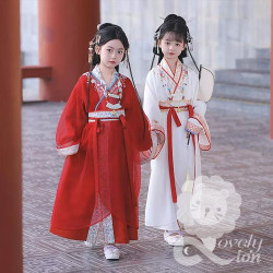Hán phục màu đỏ và trắng cho bé gái