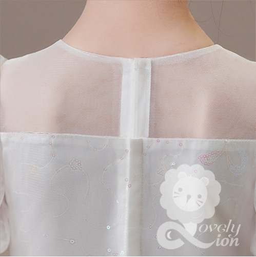 Đầm công chúa màu trắng thêu hoa cho bé gái+tặng băng đô như hình Đầm công chúa màu trắng thêu hoa cho bé gái+tặng băng đô như hình
